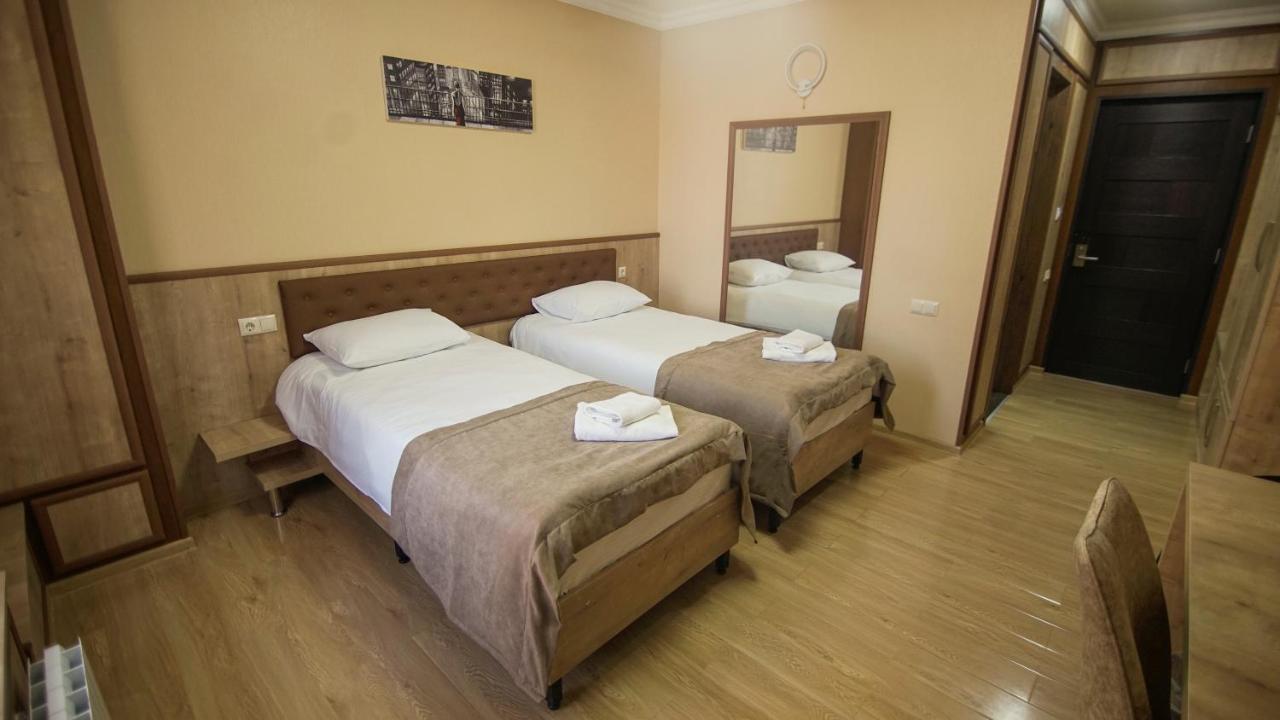 Hotel Juralius Tbilisi Eksteriør bilde