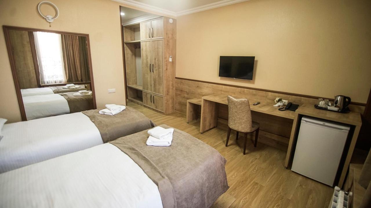 Hotel Juralius Tbilisi Eksteriør bilde